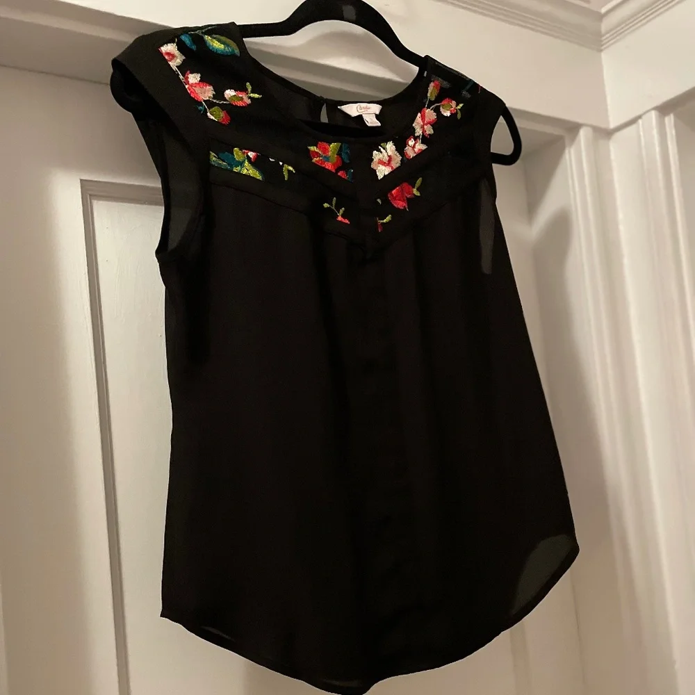 Candie’s, Small, Black w/ Floral Embroidery, Sleeveless Blouse - Picture 2 of 6